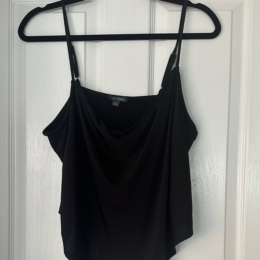 2 Wild Fable Camisoles (Mauve and Black) - Picture 6 of 10